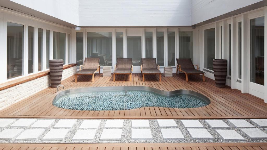Hard Apartment | Apartments Zuerich - Business Studio Albisriederplatz
