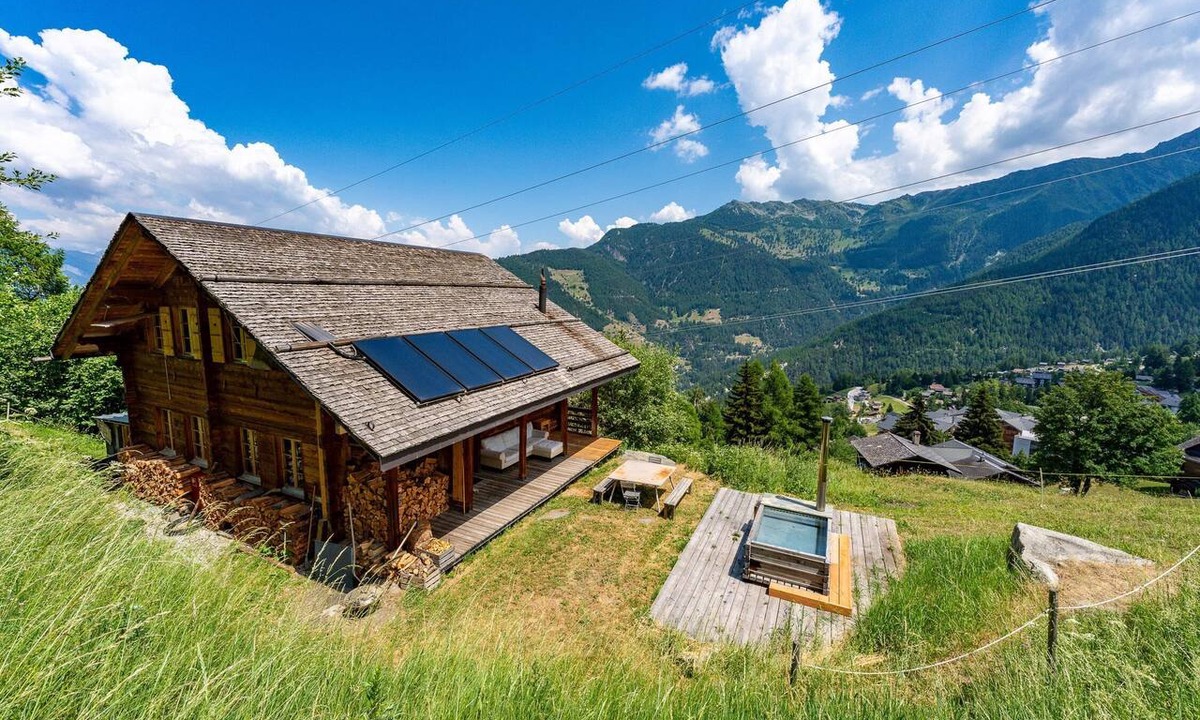 La Tzoumaz Apartment | Appartement in Chalet Beau Chalet - La Tzoumaz, 4 Vallees