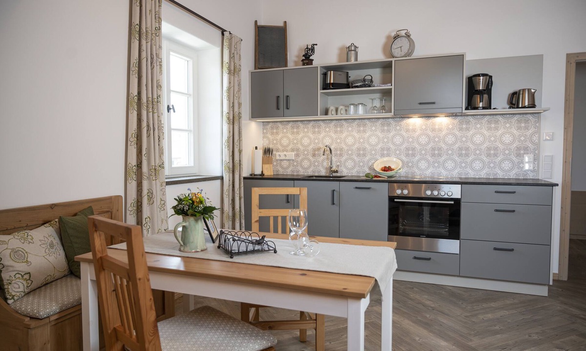 Truchlaching Apartment | "Beim Plößl" Rosengarten