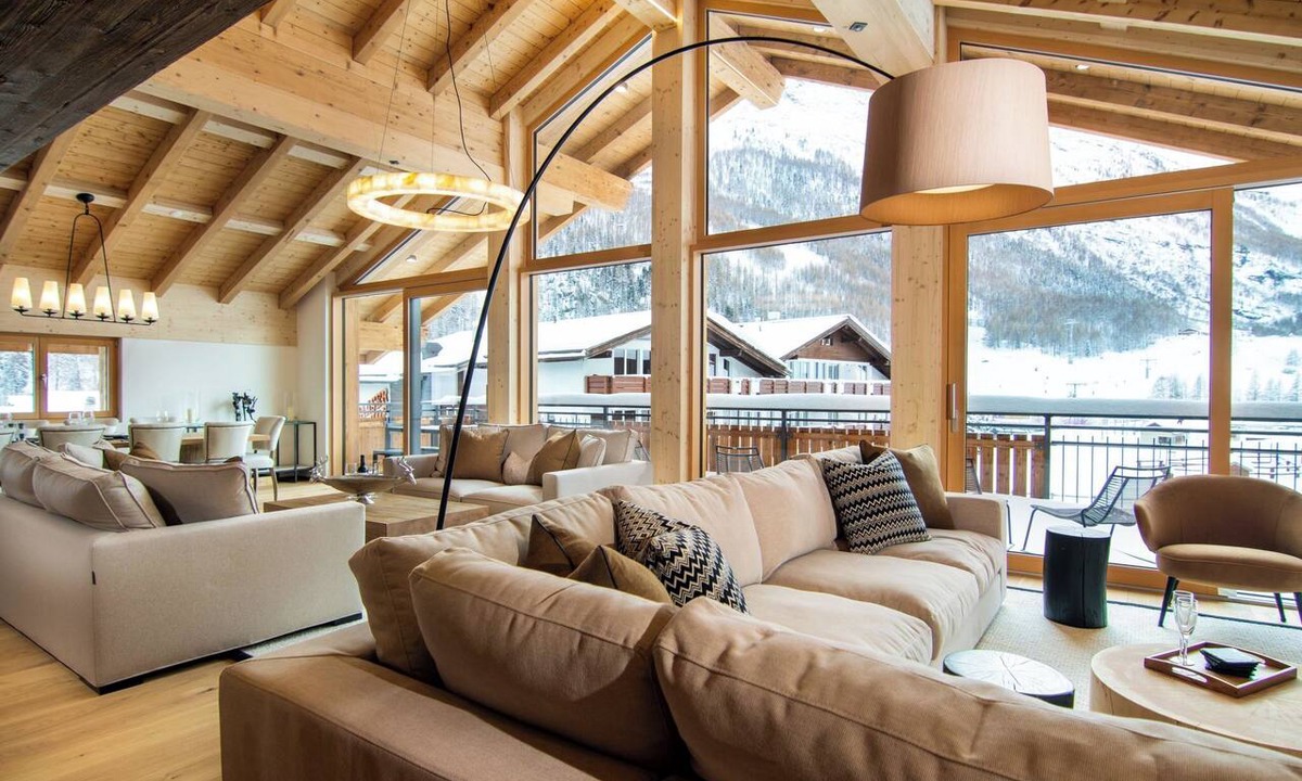 Saas-Fee Apartment | Berghof Penthouse Appartement/Fewo 8-Bettwohnung by Interhome