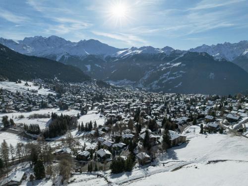 Verbier Ski Chalet | Chalet La tintaz by Interhome