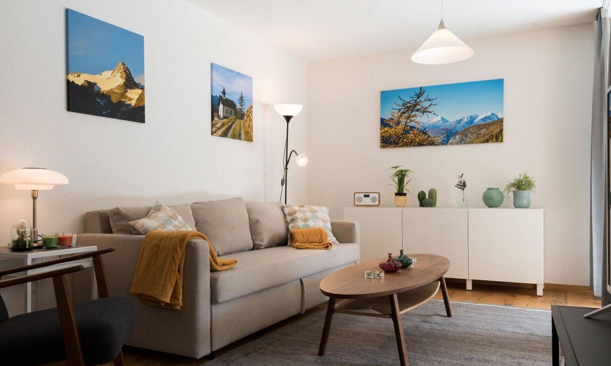 Saas-Balen Apartment | Cosy apartment for 3 people with WIFI, TV, balcony and pets allowed