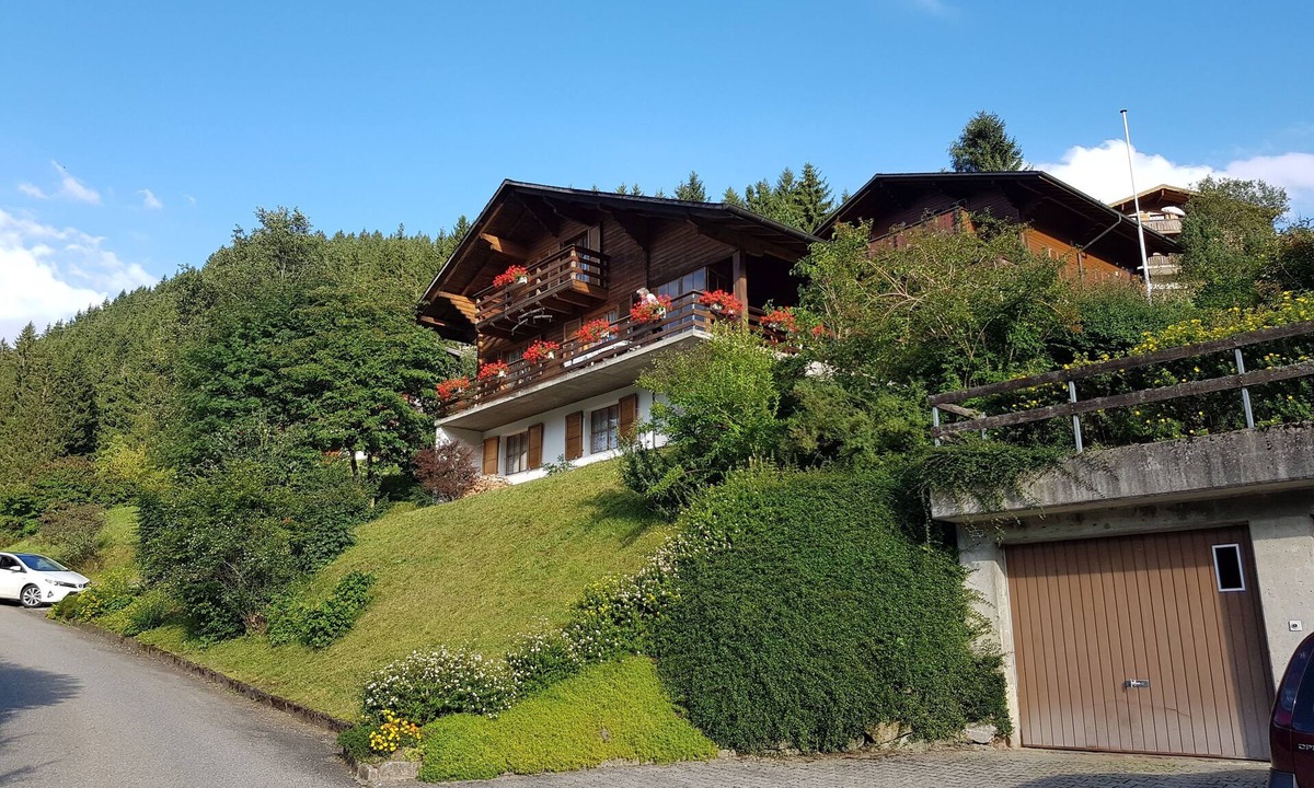 Schwarzsee Ski Chalet | Cozy vacation chalet on the Schwarzsee.