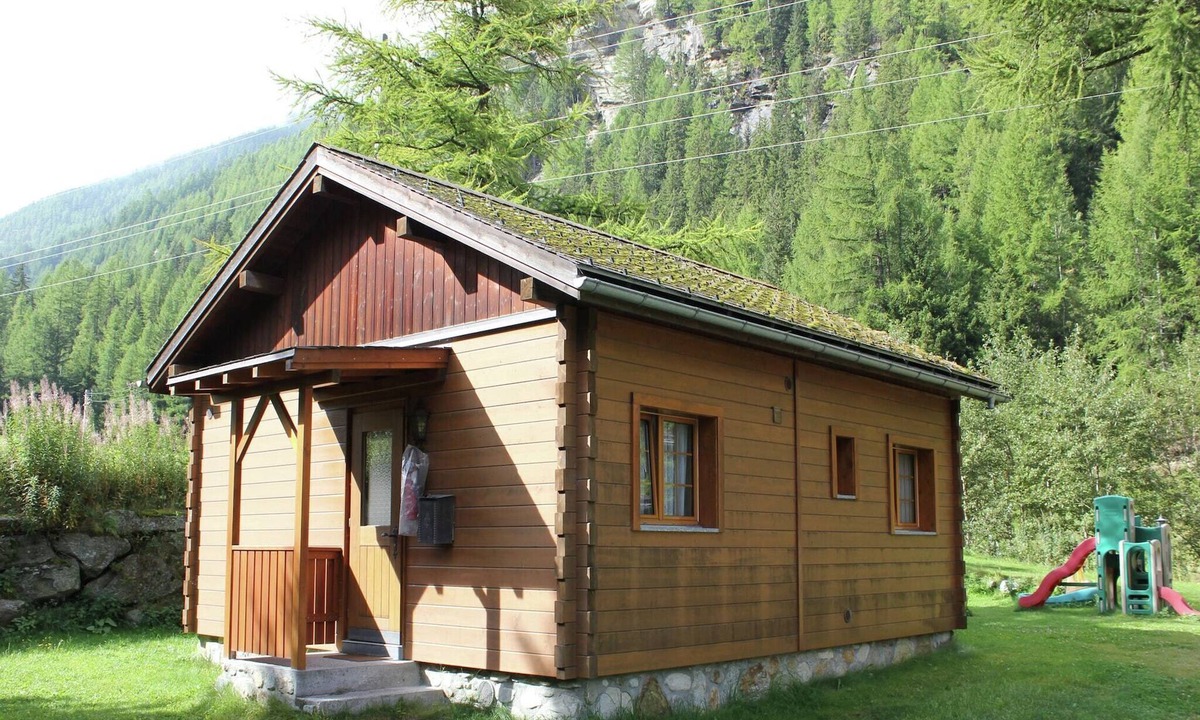 Saas-Balen Ski Chalet | Holiday Home in Nysted by Baltic Sea