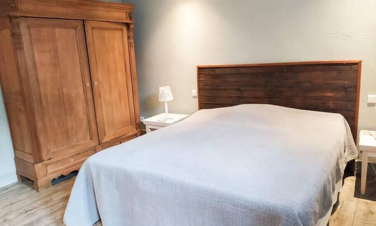 Dietikon District Apartment | Living in history: Apartment im Weberhaus 1790