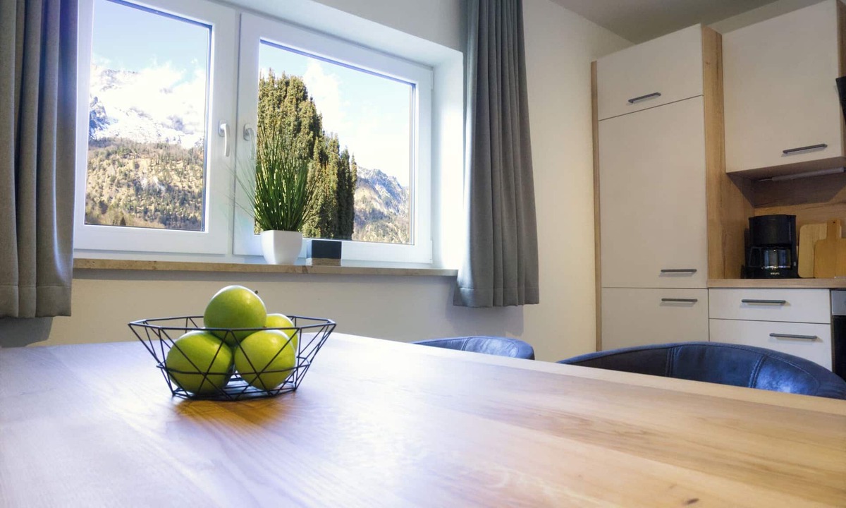 Marktschellenberg Apartment | Panorama vacation apartment Untersbergblick for 4 people with terrace, quiet location