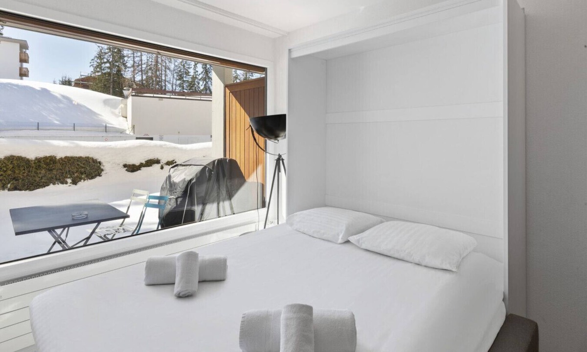 Noes Apartment | Studio rénové et élégant en plein centre