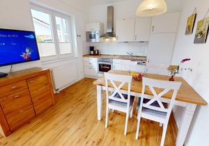 6-person vacation home close to the beach with garden, beach chair, terrace, dog and garden. in Pelzerhaken