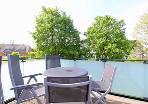Beachfront vacation rental with a balcony, access to the pool and sauna - Rex Rugia H-1010 - in Göhren