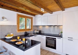 Chalet Les Crus - Three Bedroom Chalet, Sleeps 6 in Riddes