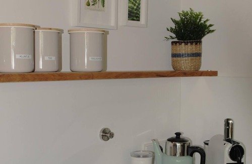 Loquard Apartment | Anton – Studio Vacation Rental in Rysum near Greetsiel, 65 m² for 4 people - Courtyard