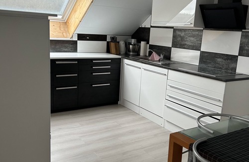 Tramelan Apartment | Appartement Avec Terrasse, au Calme, Juste à Côté de Sentier Randonnée