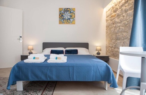 Casa Papa Bed & Breakfast | Candelieri19