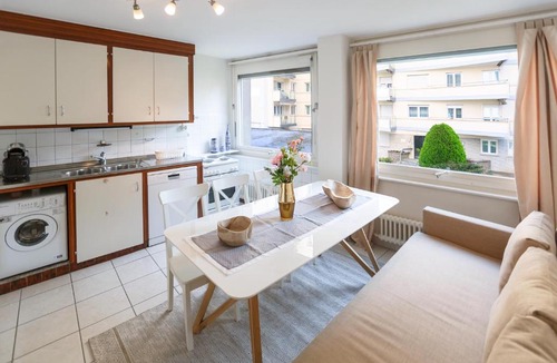 Montreux City Centre Apartment | ☆ Central Apartment | Terrace & Private Parking ☆