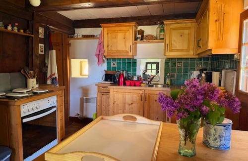 Montreux Ski Chalet | Chalet 1813 Nature & Panorama