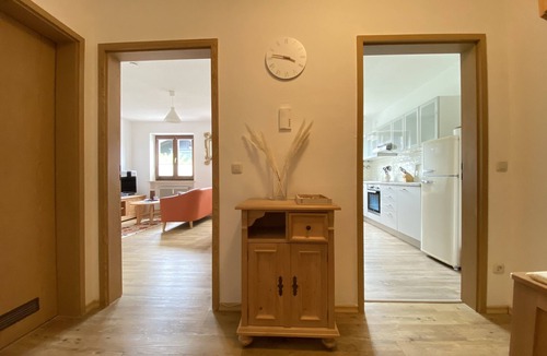 Marquartstein Apartment | Experience Chiemsee, mountains & lakes - apartment for up to 4 people, 2 bedrooms, balcony
