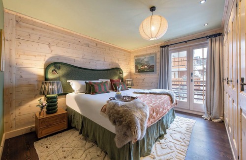 Verbier Apartment | Fully renovated 5-bedroom apartment in Verbier Center of town