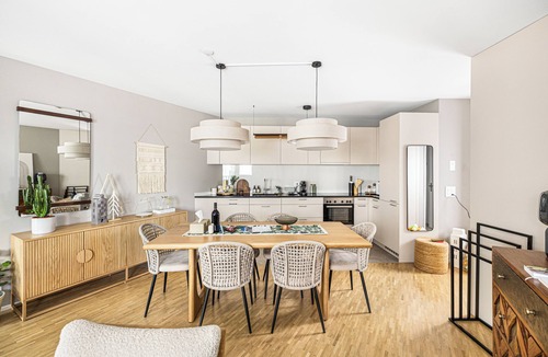 Basel City Centre Apartment | Just Sunny – 3.5-Room Apartment near Messe & City