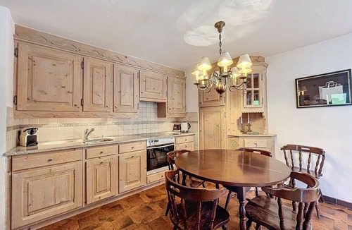 Verbier Apartment | Lichen 8