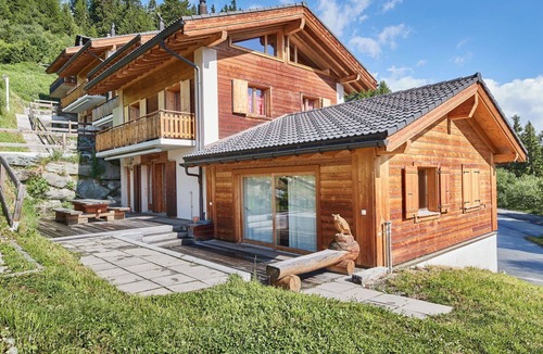 Vex Apartment | Lovely apartment for 12 people with WIFI and terrace