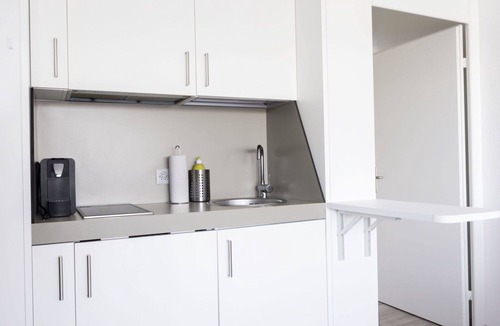 Bissone Apartment | Lovely apartment for 4 people with WIFI, A/C, pool, TV, balcony and panoramic view