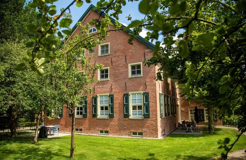 Upleward Apartment | Mettinus - Vacation Rental near Greetsiel, 51 m²/3 people, 2.5 km from the sea