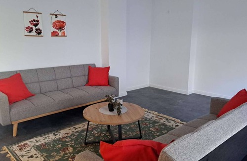 Solingen Apartment | Modern, spacious 3-room apartment - 85 m²