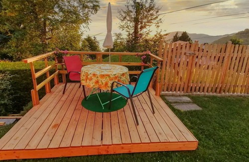 Glion Apartment | Nice apartment for 2 people with WIFI, patio and parking
