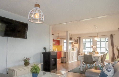 Feriendorf Frankenau Apartment | *Oasis of peace in the Kellerwald forest at the forest entrance. Garden with fence. WLAN free of charge.