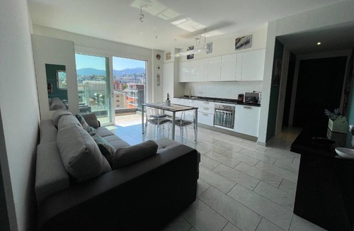 Viganello Apartment | Panoramic Penthouse