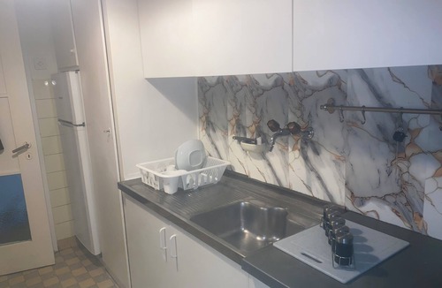 Saint-Francois Apartment | Premium Suite Downtown Geneva UN Lake Wi-Fi Fiber Parking 3 People