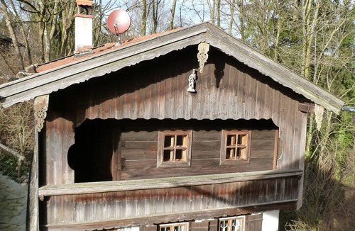 Wonneberg Cottage | Quaint wooden cottage at the RocherlHof with outdoor pool