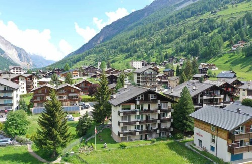 Taesch Apartment | Spacious Mountain Apartment near Zermatt