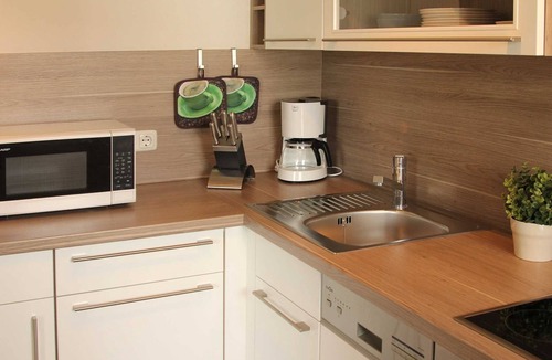 Nienhagen Apartment | Strandgut Balcony · 350 m to the beach - Strandgut Accommodations