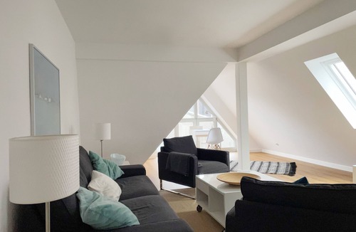 Jever Apartment | Stylish and modern duplex apartment in the heart of the old town of Jever