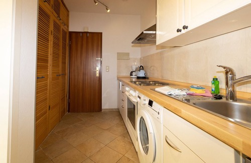 Hornum Apartment | The apartment is located at the entrance to Hörnum with a beautiful terrace.