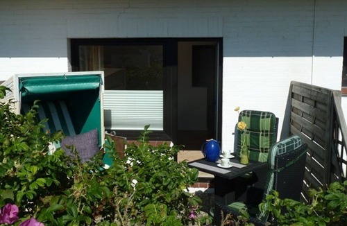 Hornum Apartment | The apartment is located at the entrance to Hörnum with a beautiful terrace.