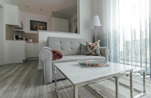 Eutritzsch Apartment | Ulmen Krone