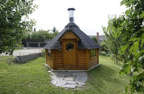 Weischlitz Apartment | Vacation apartment Blick Wasserschloss - Holiday apartment