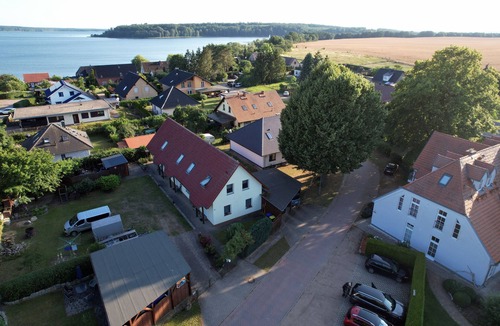 Muritz Apartment | Vacation apartment Rosenhof on Lake Plau