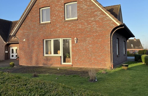 Wittmund House | Vacation home in the beautiful village of Burhafe not far from the coast