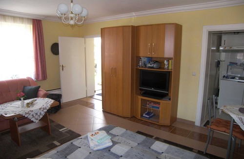 Ahlbeck Apartment | Vacation home Madeya in Ahlbeck with parking lot - Holiday home Madeya