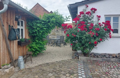 Hitzerode House | Vacation in a monument; Relax in the Geo-Naturpark Frau-Holle-Land, 4 DTV *