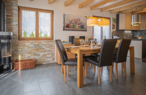 Chamoson House | Wonderful private villa for 6 people with WIFI, TV, terrace and pets allowed