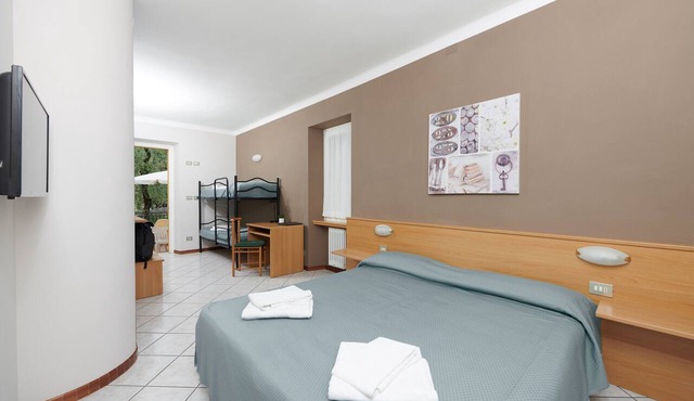 Albergo Del Garda in Torri del Benaco