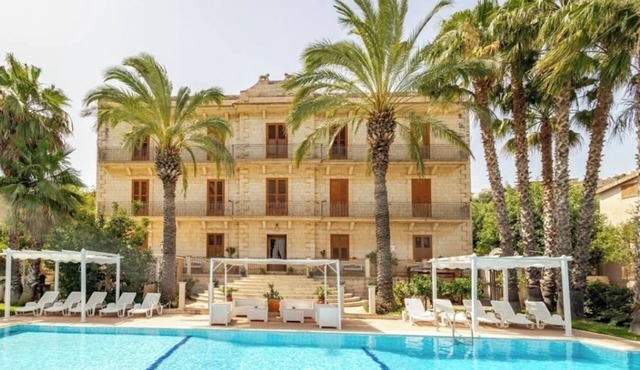ALTA lux villa stone homeholiday in Modica