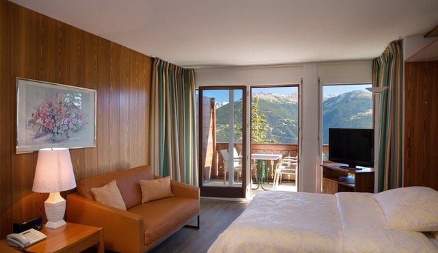 Aparthotel Helvetia Intergolf in Crans-Montana