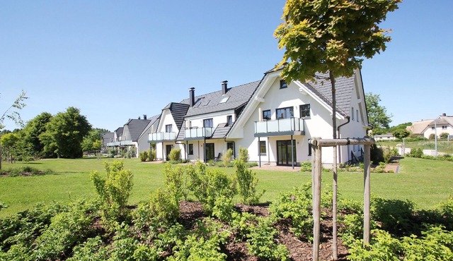 Apartment close to the beach with balcony, use of swimming pool and sauna - Rex Rugia H-1010 in Mönchgut OT Lobbe