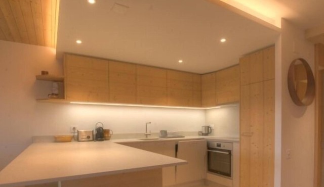 Apartment with an entrance corridor, 2 bedrooms with 2 single beds each, 1 bathroom/WC and 1 separat in Anzère