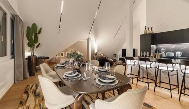 Bahnhofstrasse Designer Penthouse Private Rooftop in Zürich